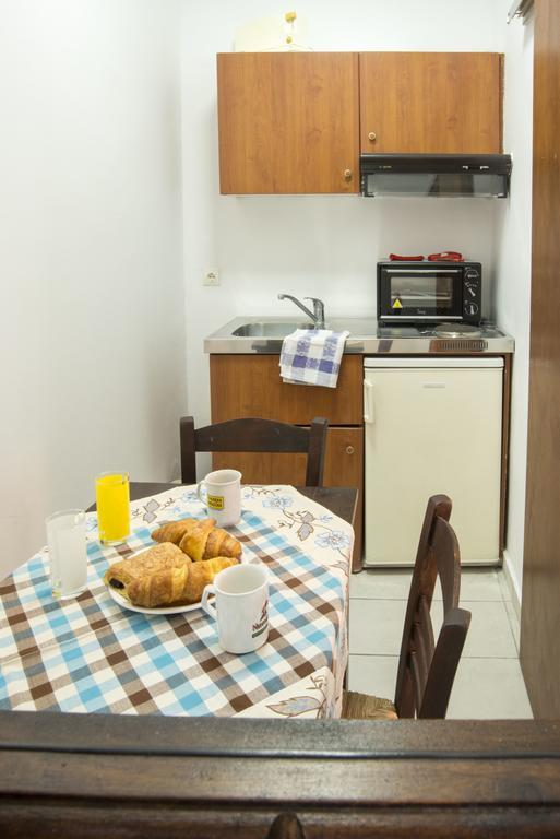 Studios Leandros Lákka Esterno foto